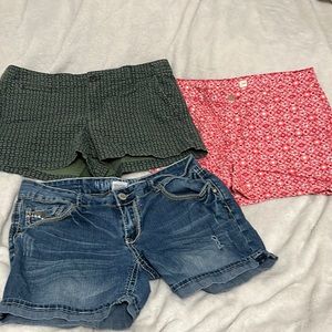 GAP- bundle shorts